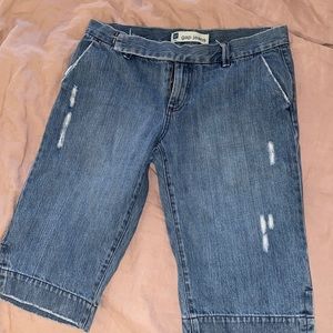 Distressed Bermuda length gap denim, size 14